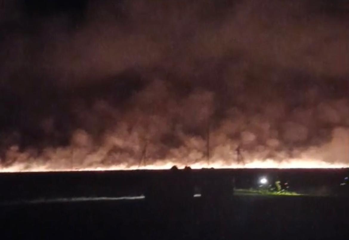 БҚО-да құрғақ шөп жанды